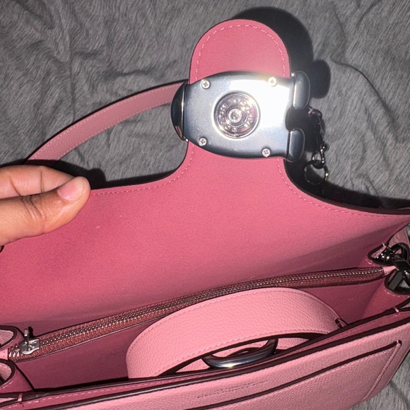 Coach Tabby 26 powder pink - Picture 7 of 12